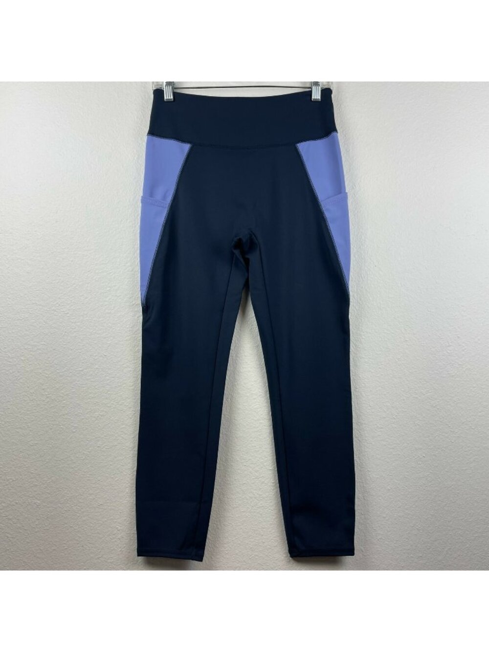 Zuda Leggings Womens Size M Mid Rise Cropped Athletic Workout Black Periwinkle